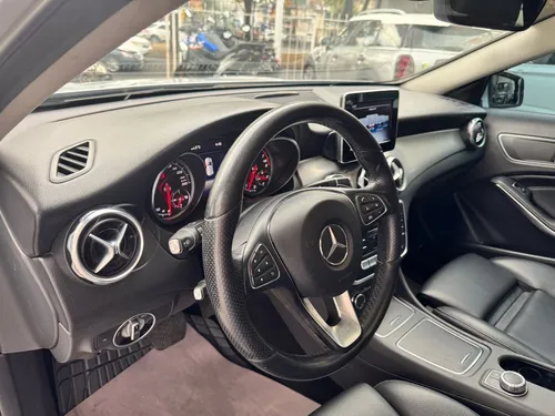 Mercedes-Benz Clase GLA 1.6 200 Cgi Sport At