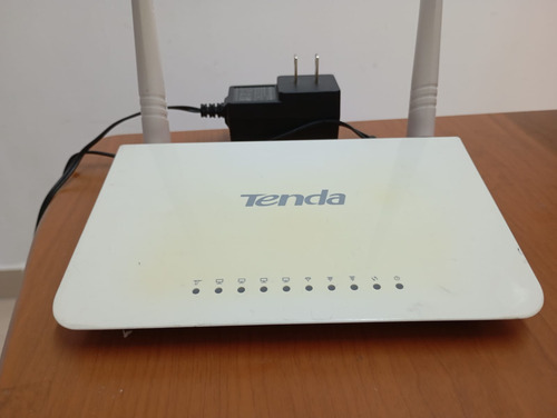 Router Tenda N300 (Usado)
