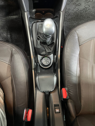 Peugeot 2008 1.6 Thp Sport