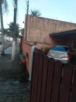 Imagem 2 de 7 de Casa À Venda Localizada A 100 M Da Praia Em Itanhaém.7637 M