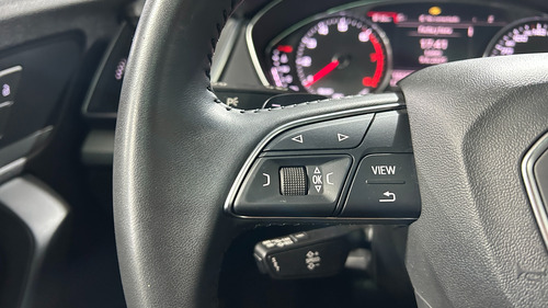 Audi Q5 45 TFSI Quattro S Tronic 2.0 AT