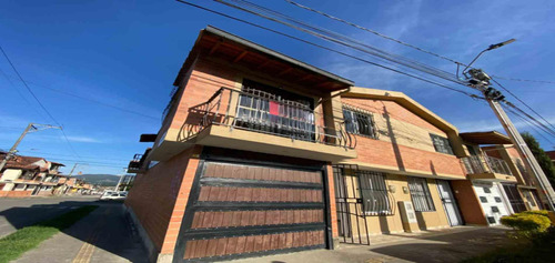 Casa En Venta Ubicada En La Ceja Sector La Argentina (22039).