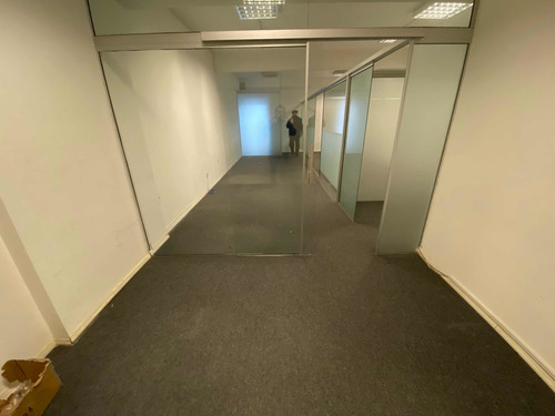 Imagen 14 de 20 de Excelente Oficinas Local En Alquiler Centro // Ciudad Vieja