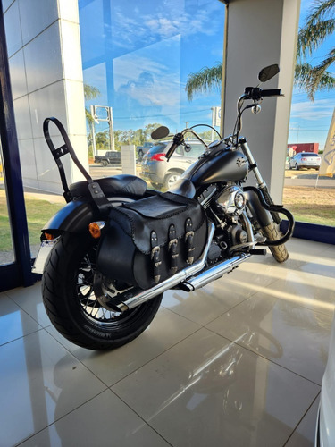 Imagen 4 de 7 de Harley Davidson Dyna Street Bob 1.700cc