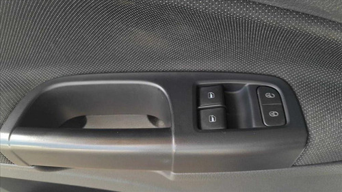 Volkswagen Voyage 1.0 12V MPI TOTALFLEX 4P MANUAL