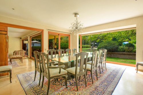 Venta // Casa En La Dehesa - Estilo Provenzal