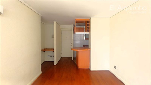 Departamento En Venta De 2 Dorm. En Carmen / Sta. Isabel