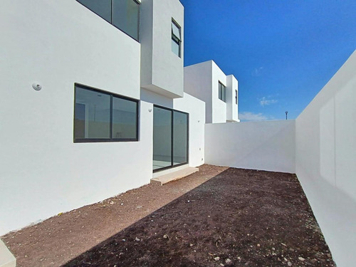 Casa En Venta De 4 Recámaras Con Recámara En Planta Baja En Viu Panorama, El Marqués, Querétaro