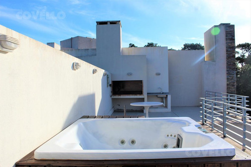 Imagen 14 de 18 de En Exclusividad, Penthouse De 1 Dormitorio Con Amplia Terraza Con Hidromasaje !