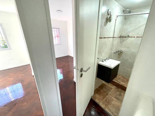Imagen 16 de 19 de Venta Casa 4 Amb Con Jardin En Villa Lugano