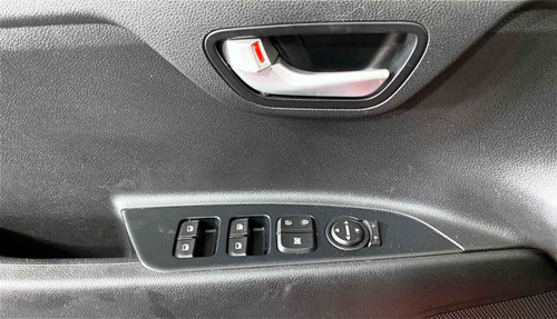 Imagen 8 de 15 de 118774 - Kia Kia Rio Hb 2019 Con Garantía