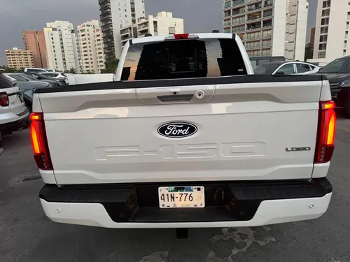 Ford Lobo 3.5 V6 Hev Platinum Plus 4X4 At