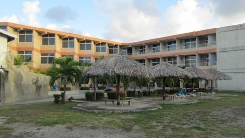 Imagen 20 de 27 de Johanna Castillo Vende Hotel En Pto Cabello 04145951217