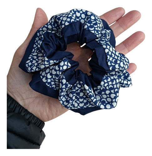 Set X 2 Scrunchies Colitas De Pelo Lgbt Upcycling Pachwork Azul Patchwork Jazpeada Combinadas