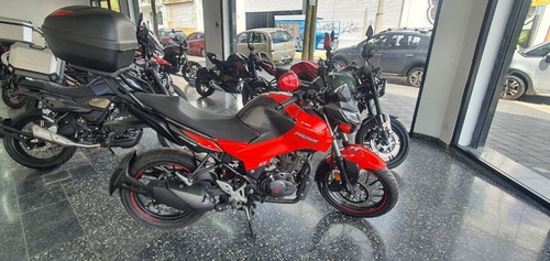 Imagen 5 de 16 de Hero Hunk 160cc Baul De Regalo , No Rouser Bajaj. Kova Moto