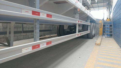 Plataforma 40,42,45,48 Y 53 Pies 2 Y 3 Ejes Atro Remolques