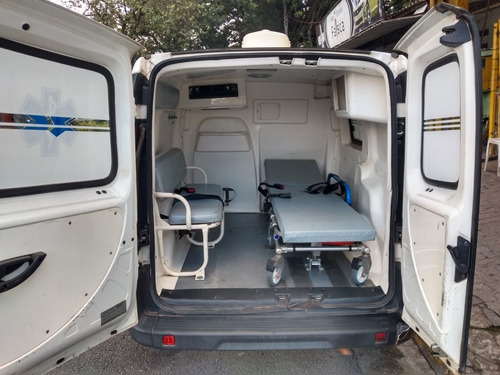 Ambulância Fiat Doblo 2015
