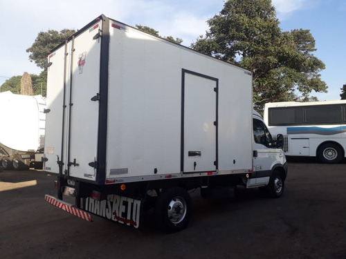 Imagem 15 de 15 de Iveco Daily 35s14 Hdcs,ano 2013/2014,somente Venda!!!!!