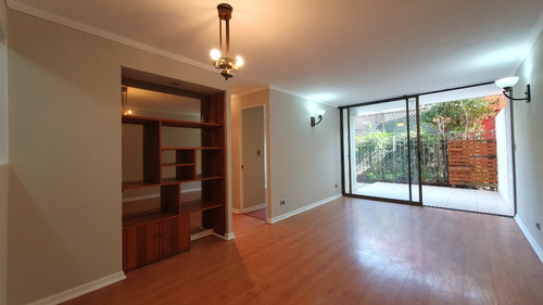 Venta Depto. 2 Dorm Primer Piso Con Patio Exclusivo, Ñuñoa