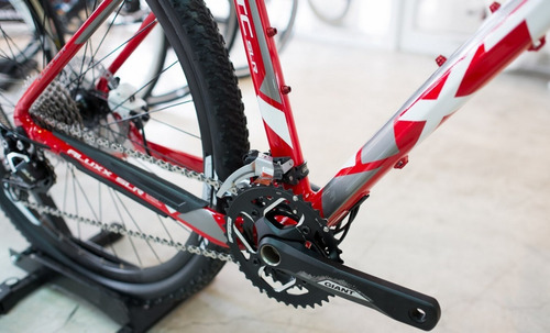 Bicicleta Giant Xtc 4 Rod 27.5 Shimano Deore 30 Vel