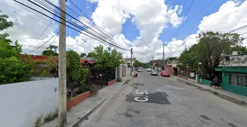 Casa En Venta En Colonia Centro Obrera, Mérida, Yucatán. Af*
