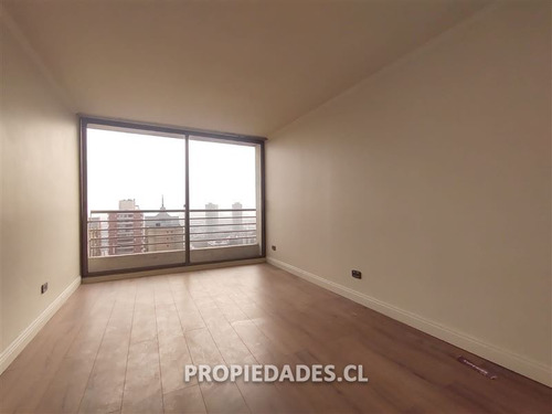 Departamento En Venta De 2 Dorm. En Santiago