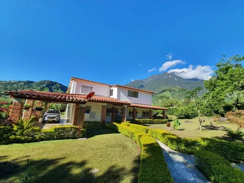 Finca En Venta En Vereda Farallones. Cod V15256