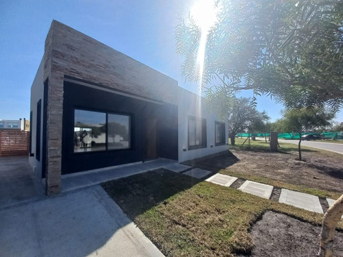 Imagen 4 de 27 de Casa En Venta En San Ramiro