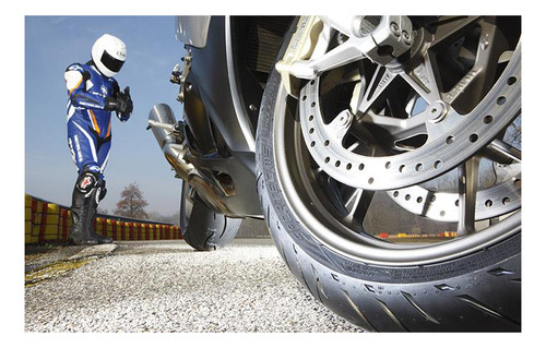 Imagen 5 de 10 de Cubierta Metzeler 100/80r17tl Sportec M5 Motomel Sirius 250
