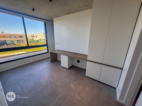 Casa 4 Dormitorios, 4 Baños, Piscina - Vida Barrio Cerrado - Funes Santa Fe | Venta