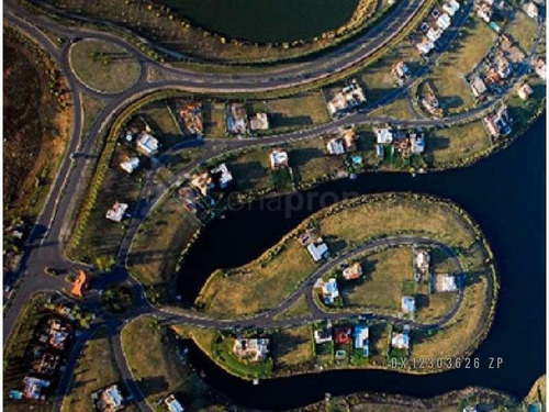 Imagen 1 de 2 de Lote A La Laguna Barrio Santa Clara Tigre