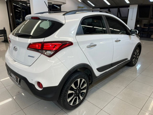 Hyundai HB20X HB20X 1.6 16V PREMIUM FLEX 4P AUTOMÁTICO