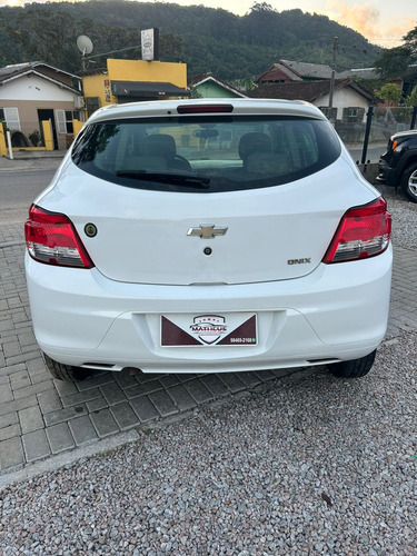 Chevrolet Onix 1.0 Ls 5p
