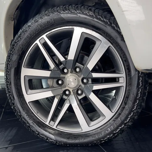 Toyota Hilux 2.5 Imv 4x4