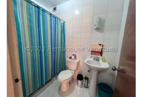 Imagen 18 de 20 de #22-27984 Estupendo, Amplio Y Comodo Apartamento Ubicado En Los Pomelos