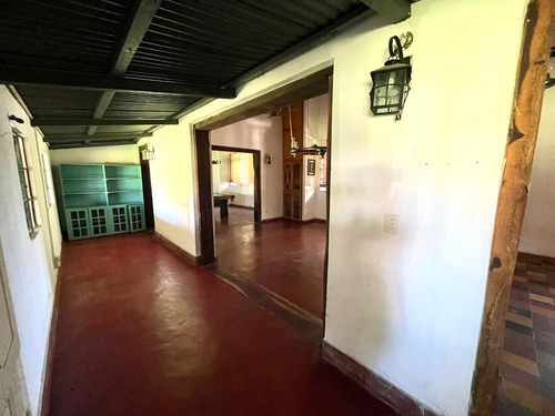 Hermosa Casa Quinta (barrio Los Antiguos)