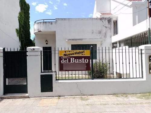 Casa En Venta En Ituzaingo Sur