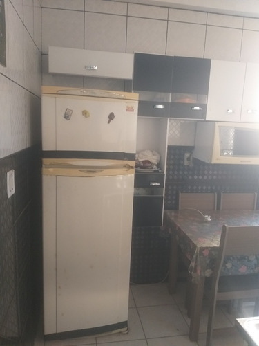 Apto 2 Qtos, Sala C/terraço, Boa Cozih., Área De Servs, Gars Carros/motos, Prox Praia, Comércios, Escolas Só Etc Só $150.ml