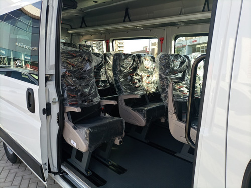 Imagen 12 de 18 de Citroën Jumper Minibus 17+1 - Avec Citroën