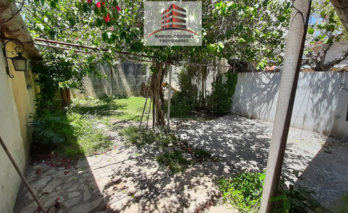 Casa De 3 Amb Lote De 232 M2. Cochera. Patio. Jardin. Casero