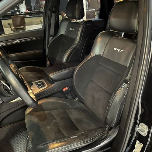 Imagen 9 de 19 de Jeep Grand Cherokee 6.4 Srt Atx 465hp At