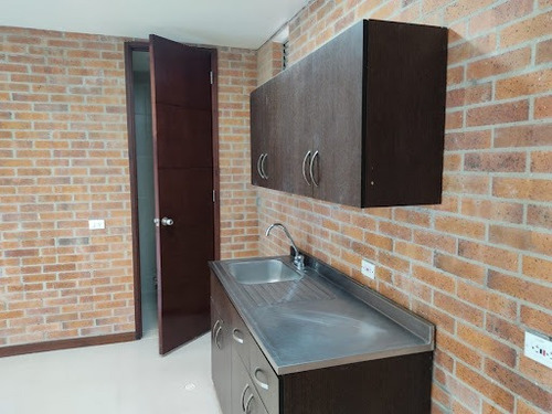 Imagen 6 de 9 de Oficinas En Arriendo Castropol 473-9485