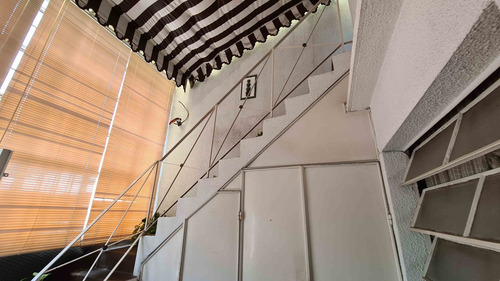 Imagen 17 de 22 de Venta Ph 4 Amb Monte Castro Terraza Patio Cochera