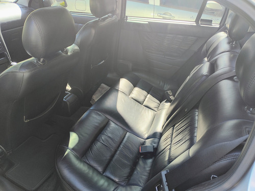 Chevrolet Astra 2.0 16v Gls 4p