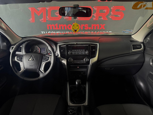 Mitsubishi L200 2.4 Cd Glx 4X4 Mt