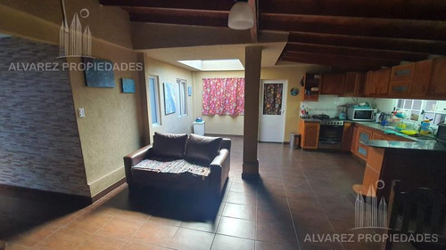 Imagen 7 de 30 de Casa 4 Ambientes Venta Ituzaingo