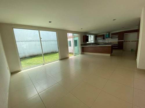 Imagen 3 de 19 de Casa En Condominio - Metepec