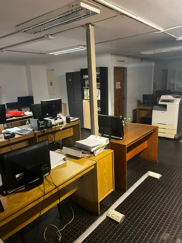 Alquiler Oficinas/local/consultorio(900m2) En Pleno Centro