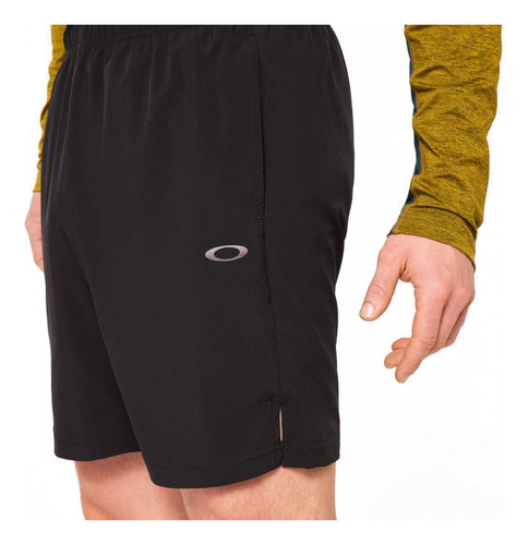 Short Oakley Foundational 7 3.0 Hombre Blackout