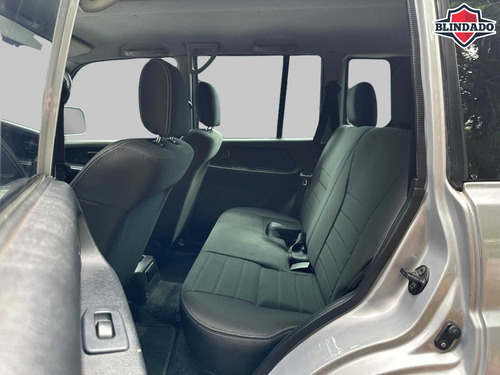 Mitsubishi Pajero TR4 2.0 4X2 16V 140CV FLEX 4P AUTOMÁTICO